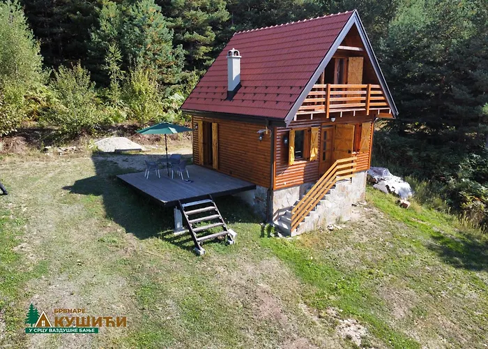 Brvnare Kusici Vikendica Ivanjica