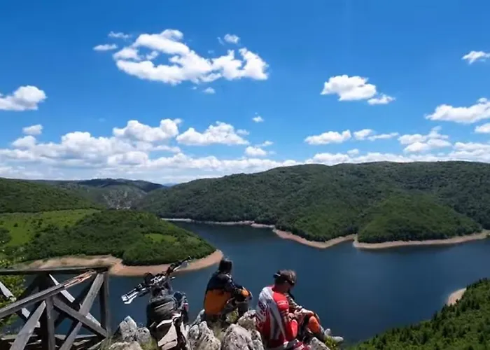 Brvnare Kusici Vikendica